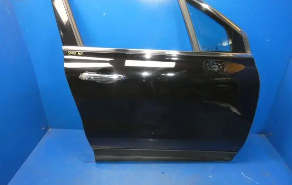 Fiat 500X Front door 