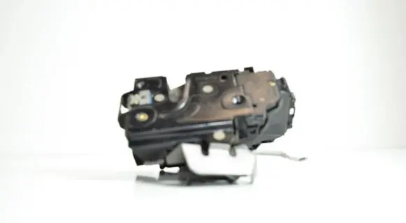 Audi A6 S6 C5 4B Rear door lock 4B0839016G