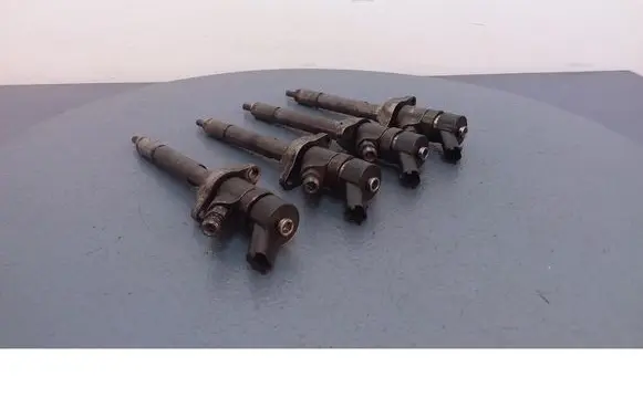 Fuel injector