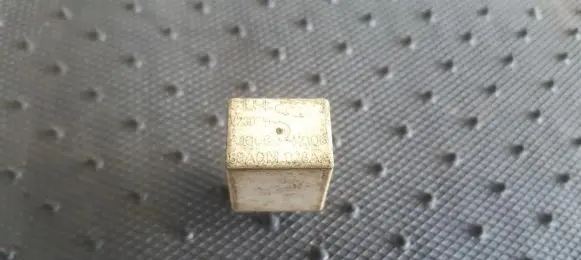Ford Scorpio Other relay 88AG13L028AA V23073