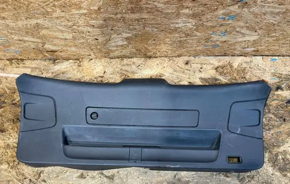 Audi A4 S4 B8 8K Tailgate trim 8K9867979 R1977-M
