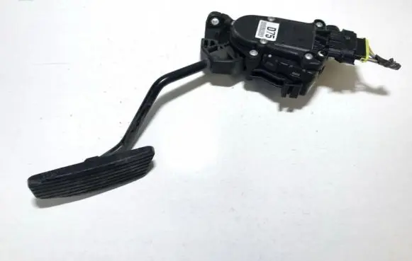 KIA Cerato Accelerator throttle pedal 050908b0033