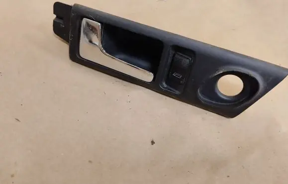 Front door interior handle