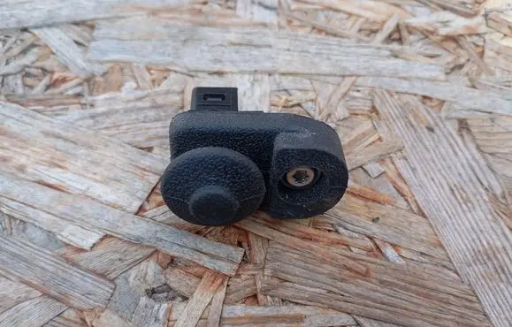 Renault Koleos I Front door sensor 8504C