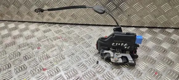 Volkswagen Golf Plus Front door lock 
