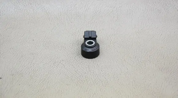 BMW X1 F48 F49 Detonation knock sensor 7636937