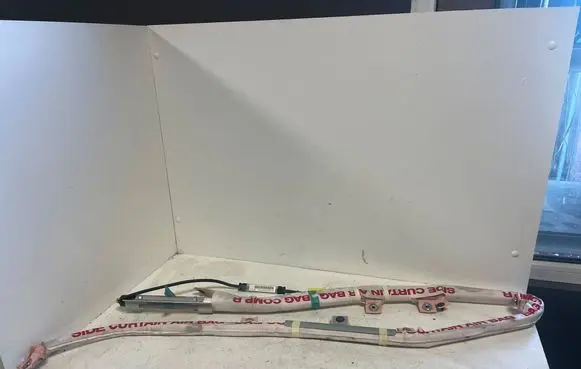 Subaru Legacy Roof airbag B045690000 121224150 D53140CA