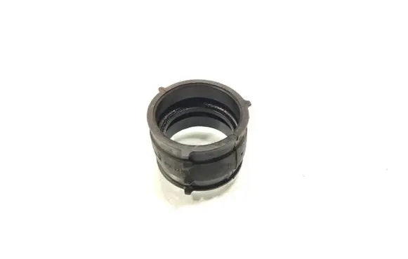 Volkswagen PASSAT B5.5 Intercooler hose/pipe 06B133299