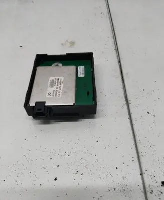 Mercedes-Benz A W169 Aerial antenna amplifier 1698200475 50110009 ZGS005