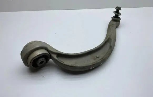 Front lower control arm/wishbone