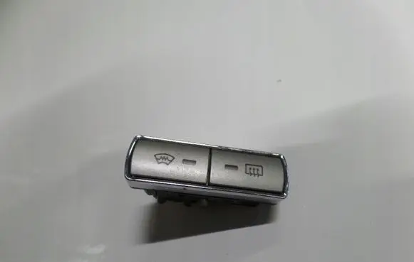 Ford Mondeo MK IV Windscreen/window heater switch 6M2T18K574AD