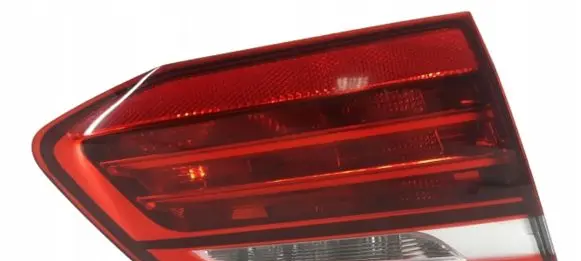 BMW 2 F45 Tailgate rear/tail lights