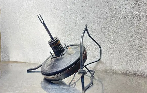 Opel Astra H Brake booster 13142358