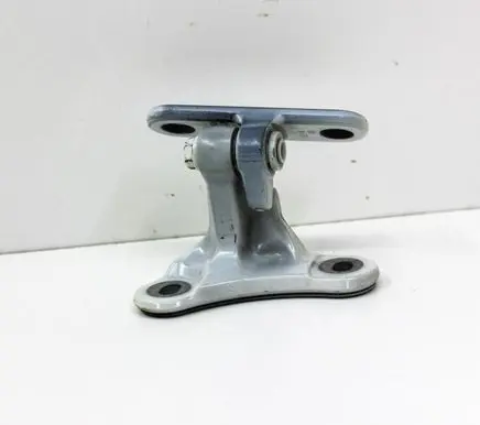 Mercedes-Benz CLA C117 X117 W117 Front door upper hinge A046572