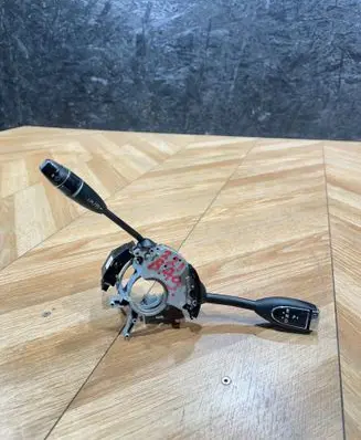Mercedes-Benz S W221 Wiper turn signal indicator stalk/switch A2215404045 28030600