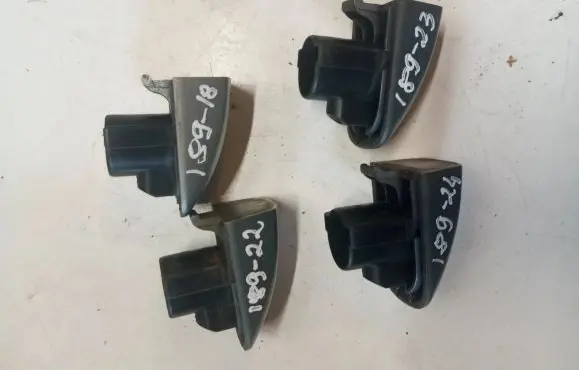 Volvo XC60 Rear door handle cover 39998272