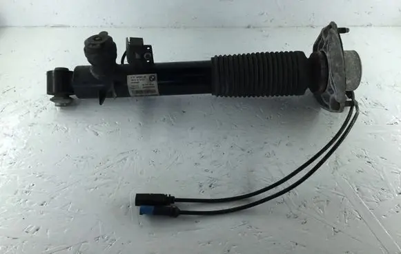 BMW X5 F15 Rear shock absorber/damper 6875087