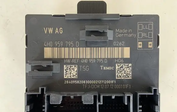 Audi A8 S8 D4 4H Door control unit/module 4H0959795D