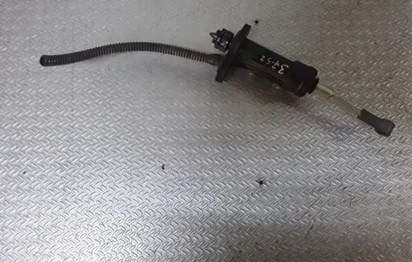 Audi A6 S6 C6 4F Clutch master cylinder 4F0721401A