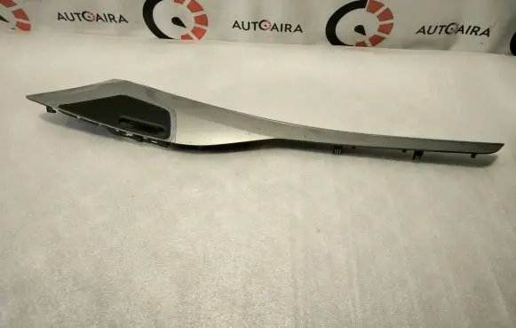 Volvo XC60 Front door trim bar 31407841