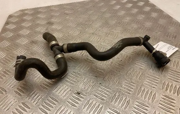 Volvo XC90 Engine coolant pipe/hose 31368145
