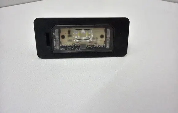 BMW 5 F10 F11 Number plate light 7193293 112140106A