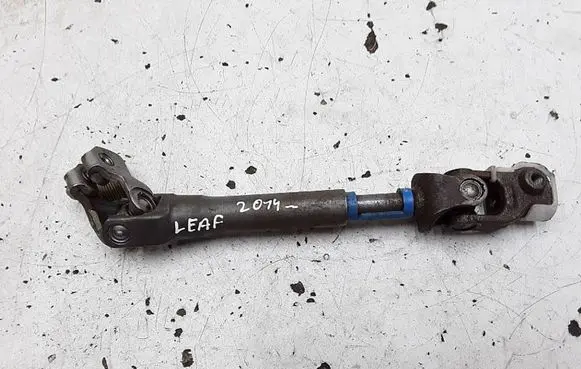 Nissan Leaf I (ZE0) Steering column universal joint