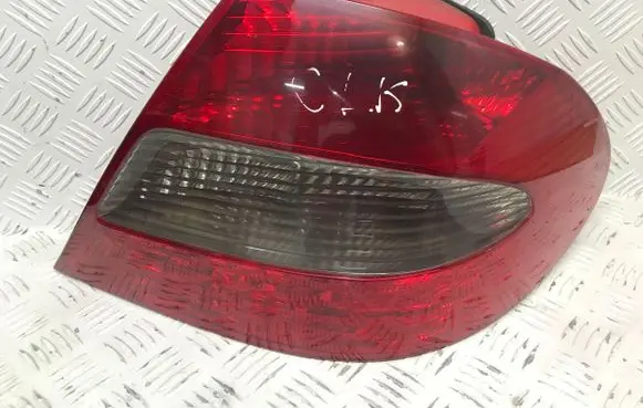 Mercedes-Benz CLK A209 C209 Rear/tail lights A2098200877 A2098201664