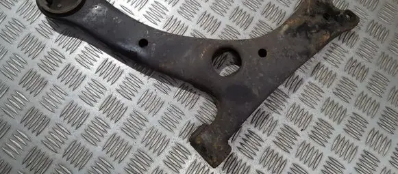 Toyota Corolla Verso AR10 Front lower control arm/wishbone