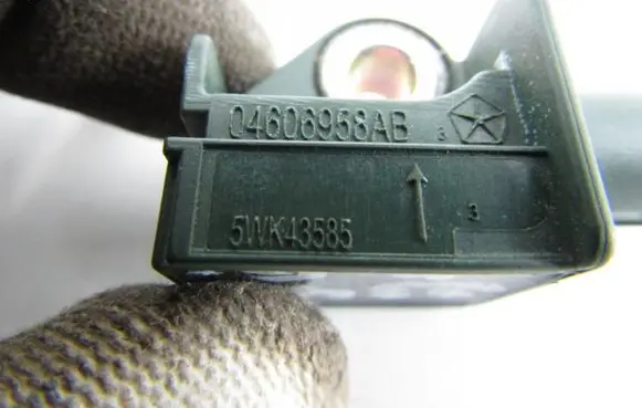 Chrysler Grand Voyager V Airbag deployment crash/impact sensor 04606958ab