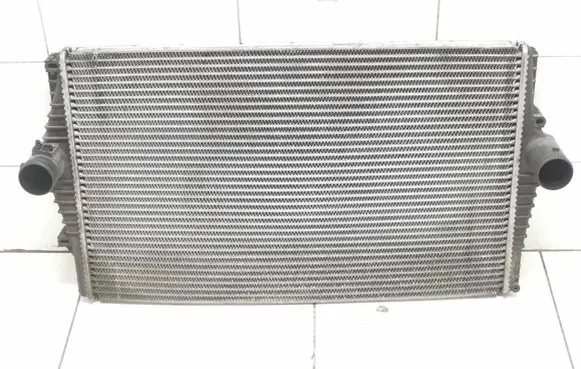Volvo XC70 Intercooler radiator 30748809 989580c