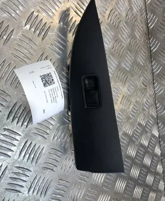Subaru Legacy Electric window control switch 94263AJ020