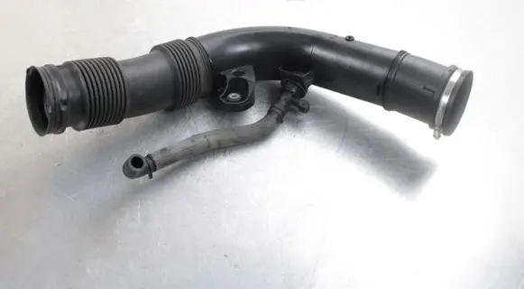 Volvo S90, V90 Turbo air intake inlet pipe/hose 31338745 31274139