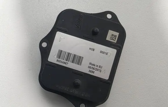 Volvo V60 Headlight ballast module Xenon 90034967
