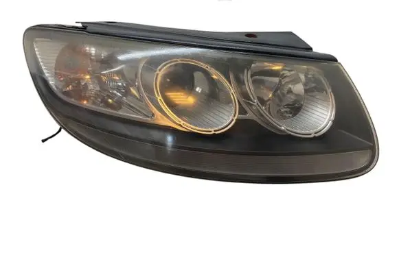 Hyundai Santa Fe Headlight/headlamp 921022BXXX