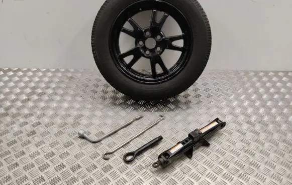 Toyota Prius (XW30) R15 spare wheel 