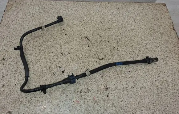 Land Rover Evoque I Fuel return line/hose G4D39B337BD 20160324