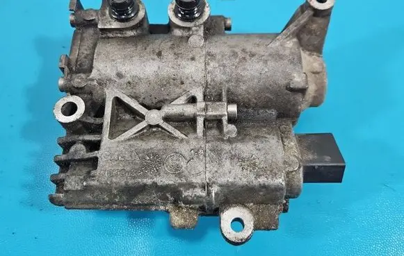 Mercedes-Benz E W212 Oil pump A2212700197 IMPRK1592126