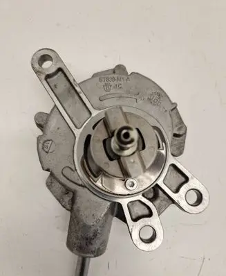 Toyota Verso Vacuum pump ST839M1A