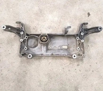 Volkswagen PASSAT B7 Front subframe 3C0199369 3C0199369H