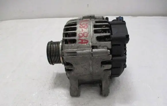 Peugeot 2008 I Generator/alternator 9818677980 TG12C261 2713135A
