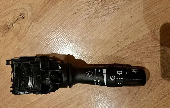 KIA Sorento Wiper control stalk 202008910