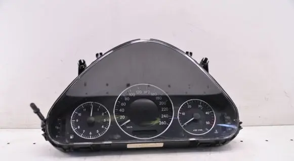 Mercedes-Benz E W211 Speedometer (instrument cluster) A2115400447