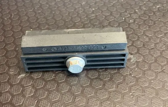 BMW 5 F10 F11 Battery bracket 7592923