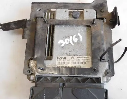 Chrysler Voyager Engine control unit/module 0281013446 P05033700AD