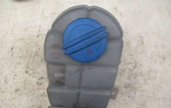 Audi A6 S6 C6 4F Vacuum air tank 4G0121403L