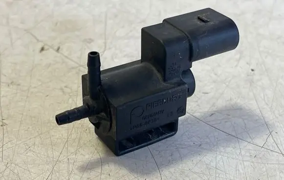 Audi Q7 4M Turbo solenoid valve 037906283C