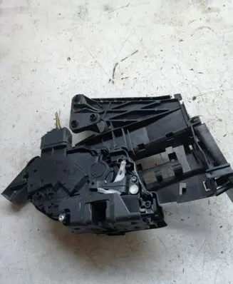 Ford C-MAX I Rear door lock 3M5AR26412ES