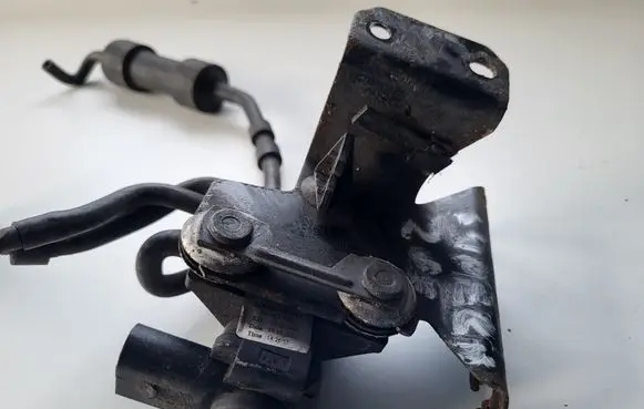 Skoda Superb B6 (3T) Vacuum valve 