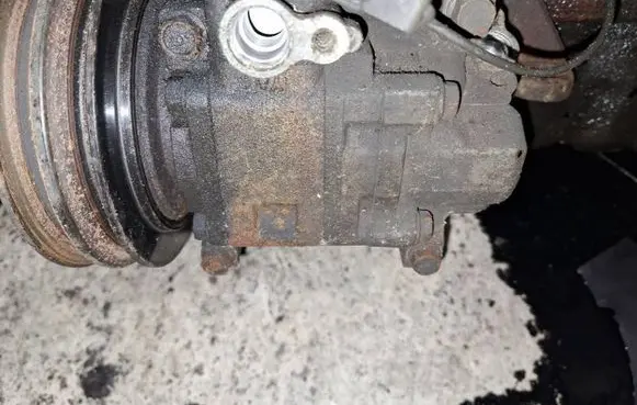 Mazda Premacy Air conditioning (A/C) compressor (pump)